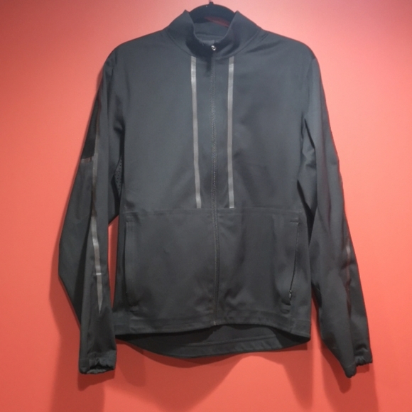 Lululemon techwear windbreaker - Picture 1 of 3